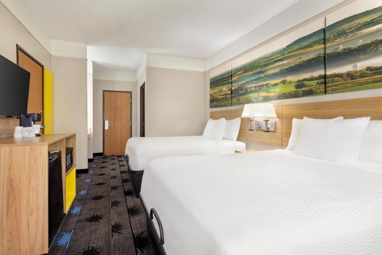 Days Inn By Wyndham Kansas City International Airport Exteriér fotografie